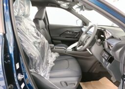 
BRAND NEW TOYOTA YARIS CROSS HEV LUXURY 2025 full									