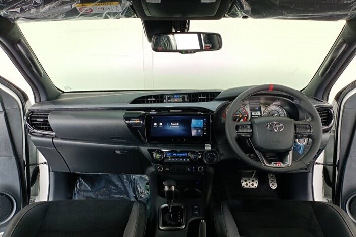 
BRAND NEW TOYOTA HILUX GR 2025 full									