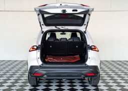 
BRAND NEW YARIS CROSS LUXURY 2025 full									