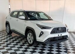 
BRAND NEW YARIS CROSS LUXURY 2025 full									