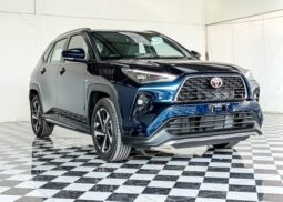 
BRAND NEW TOYOTA YARIS CROSS HEV LUXURY 2025 full									