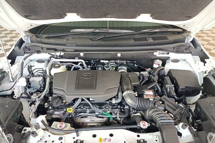 
BRAND NEW YARIS CROSS LUXURY 2025 full									