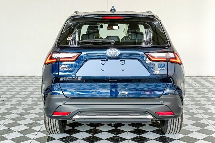 
BRAND NEW TOYOTA YARIS CROSS HEV LUXURY 2025 full									