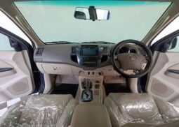 
2005 TOYOTA FORTUNER 2.7 4WD AT Dark Gray full									