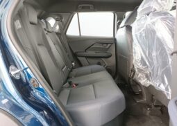 
BRAND NEW TOYOTA YARIS CROSS HEV LUXURY 2025 full									