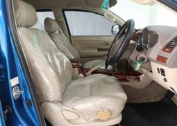 
2005 TOYOTA FORTUNER 3.0 4WD AT Blue full									