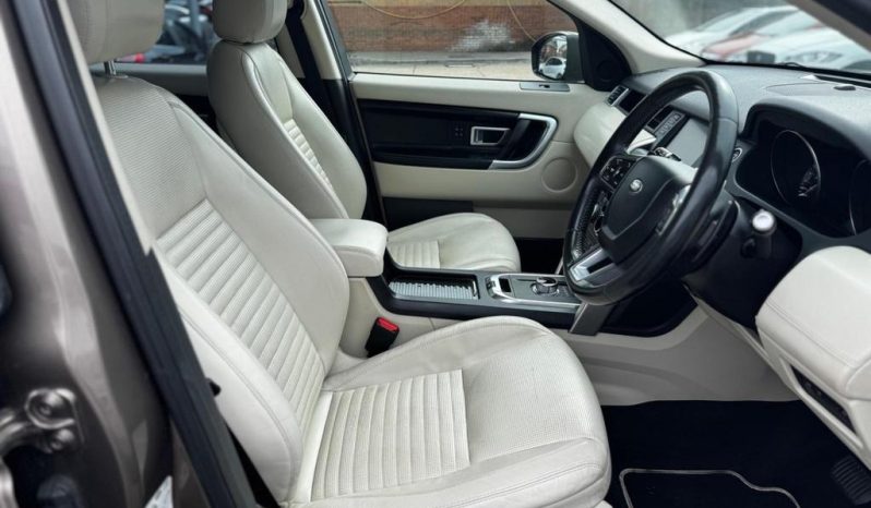 
2015 Land Rover Discovery Sport 2.0 TD4 HSE Luxury Auto 4WD Euro 6 full									