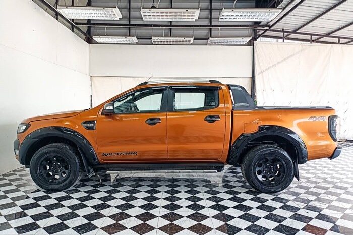 
2018 FORD DOUBLE CAB 3.2 4WD AT Orange full									