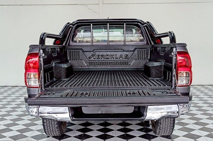 
TOYOTA HILUX SINGLE CAB 4WD 2018 full									