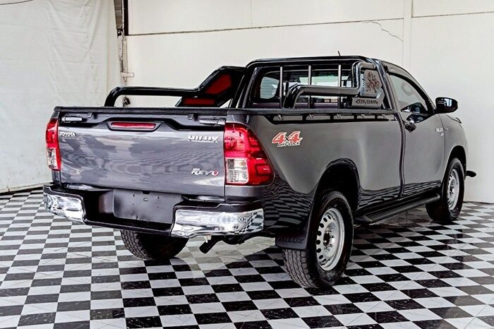 
TOYOTA HILUX SINGLE CAB 4WD 2018 full									