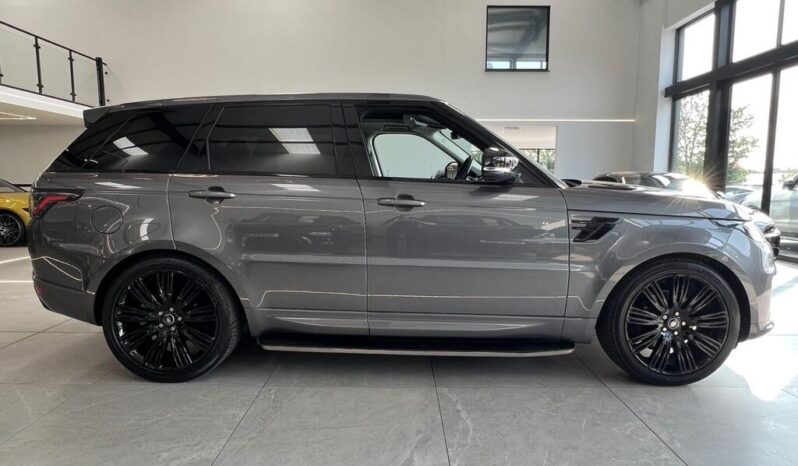 
Land Rover Range Rover Sport 3.0 SD V6 HSE Auto 4WD Euro 6 (s/s) 5dr full									