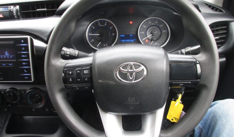 
TOYOTA HILUX Active 2.4 4X4 D-4D Single Cab 2018 full									
