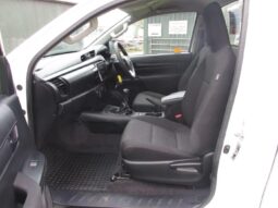 
TOYOTA HILUX Active 2.4 4X4 D-4D Single Cab 2018 full									