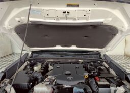 
2025 TOYOTA HILUX TRAVO DOUBLE CAB PRERUNNER 2.8 PREMIUM full									