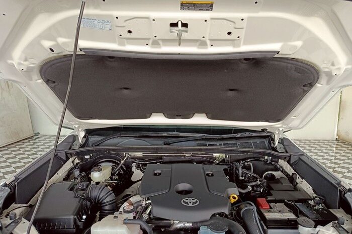 
2025 TOYOTA HILUX TRAVO DOUBLE CAB PRERUNNER 2.8 PREMIUM full									