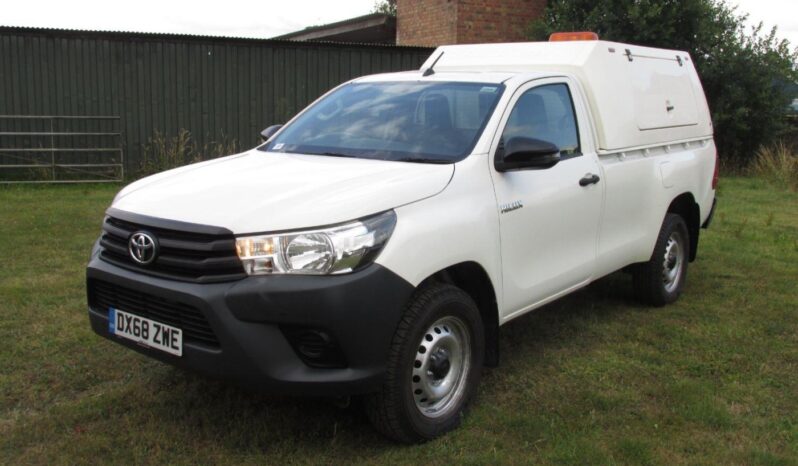 
TOYOTA HILUX Active 2.4 4X4 D-4D Single Cab 2018 full									