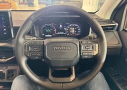 
2025 TOYOTA HILUX TRAVO OVERLAND PLUS 2.8 4WD AT Dark Gray full									