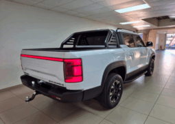 
BYD SHARK 6 1.5 4WD AT White full									