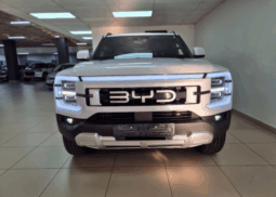 
BYD SHARK 6 1.5 4WD AT White full									