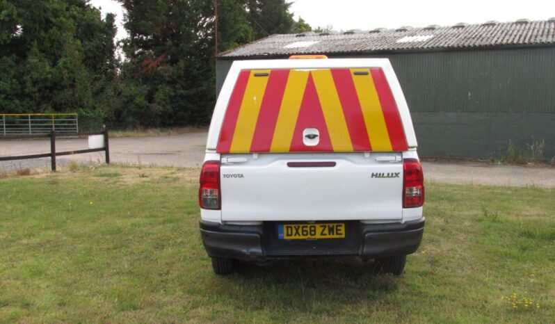 
TOYOTA HILUX Active 2.4 4X4 D-4D Single Cab 2018 full									