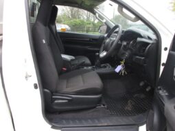 
TOYOTA HILUX Active 2.4 4X4 D-4D Single Cab 2018 full									