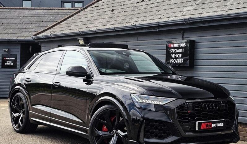 
AUDI RSQ8 Carbon Black full									