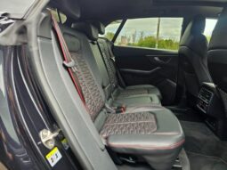 
AUDI RSQ8 Carbon Black full									