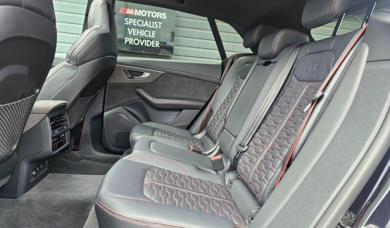 
AUDI RSQ8 Carbon Black full									