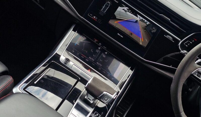 
AUDI RSQ8 Carbon Black full									