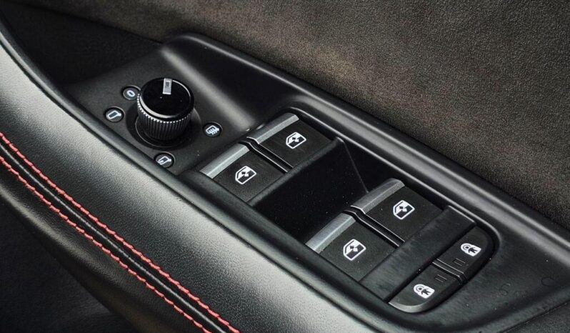 
AUDI RSQ8 Carbon Black full									