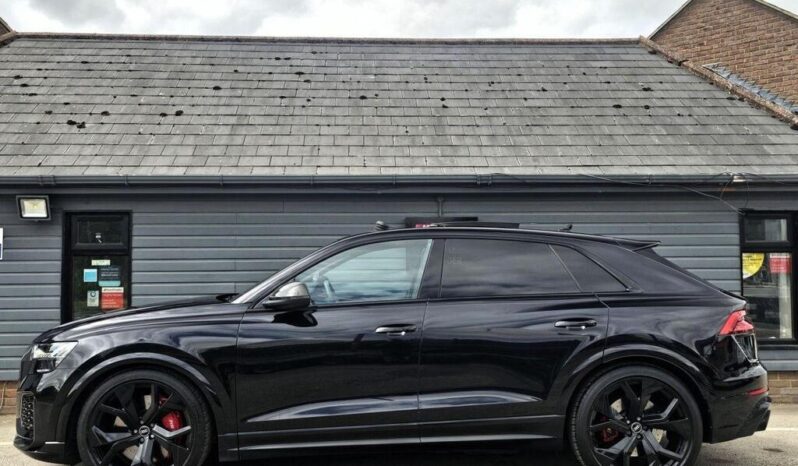
AUDI RSQ8 Carbon Black full									
