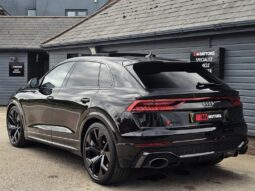 
AUDI RSQ8 Carbon Black full									