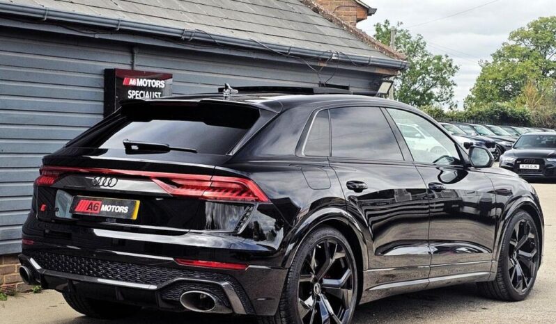 
AUDI RSQ8 Carbon Black full									