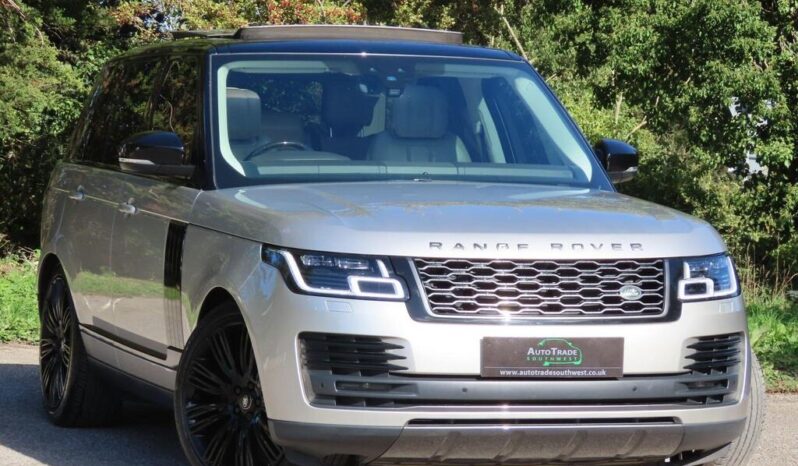 
Land Rover Range Rover 3.0 SD V6 Vogue Auto full									