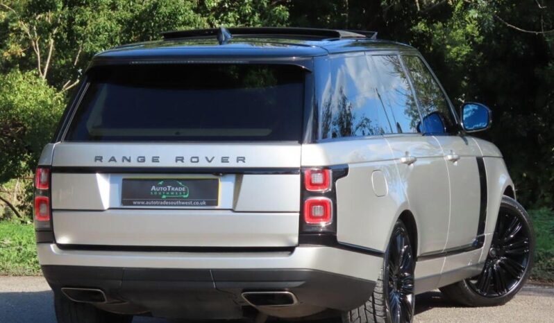 
Land Rover Range Rover 3.0 SD V6 Vogue Auto full									