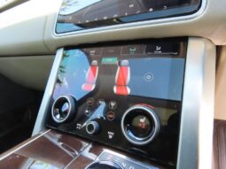 
Land Rover Range Rover 3.0 SD V6 Vogue Auto full									