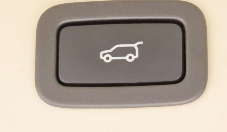 
Land Rover Range Rover 3.0 SD V6 Vogue Auto full									