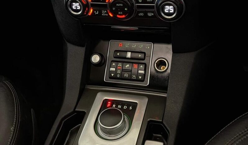 
Land Rover Discovery 4 3.0 SD V6 HSE Auto 4WD Euro 5 full									