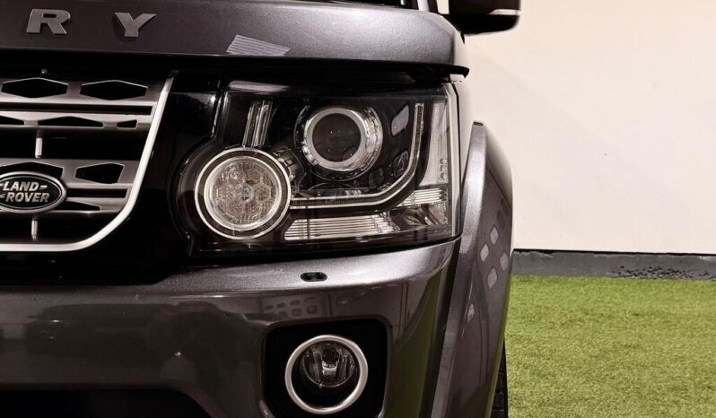 
Land Rover Discovery 4 3.0 SD V6 HSE full									