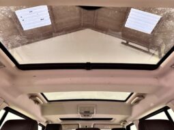 
Land Rover Discovery 4 3.0 SD V6 HSE full									