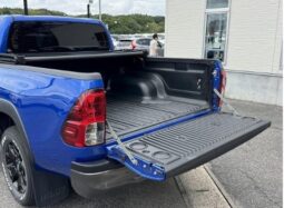 
Toyota Hilux New Shape Z 4WD full									