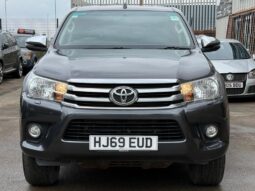 
Toyota Hilux 2.4 D-4D Icon Euro 6 (3.5t) full									
