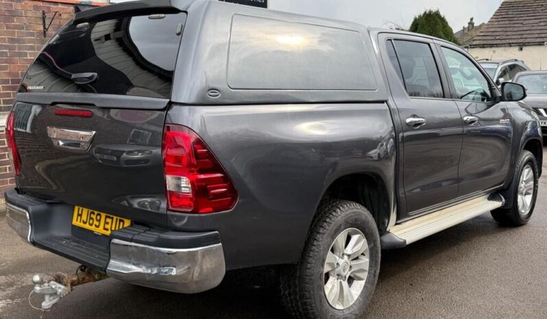 
Toyota Hilux 2.4 D-4D Icon Euro 6 (3.5t) full									