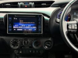 
Toyota Hilux 2.4 D-4D Icon Euro 6 (3.5t) full									