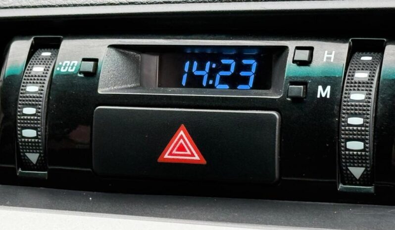 
Toyota Hilux 2.4 D-4D Icon Euro 6 (3.5t) full									