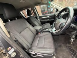 
Toyota Hilux 2.4 D-4D Icon Euro 6 (3.5t) full									