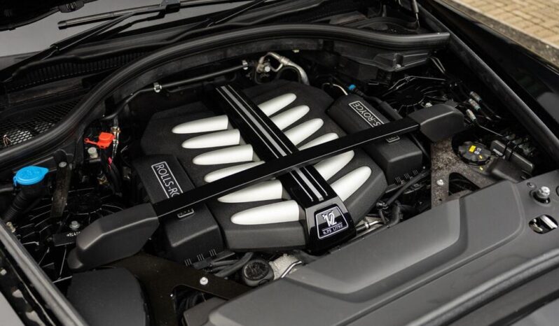 
Rolls-Royce Cullinan 6.75 V12 full									