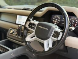 
Land Rover Defender 110 3.0 i6 MHEV SE full									