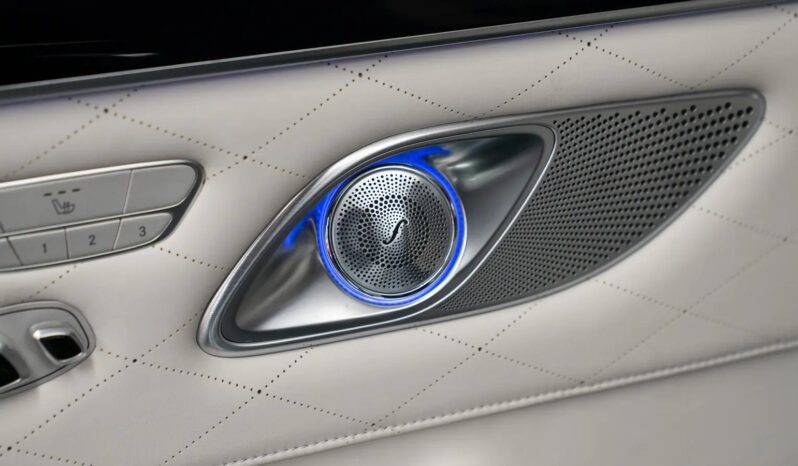 
Mercedes-Benz Maybach S600 Pullman full									