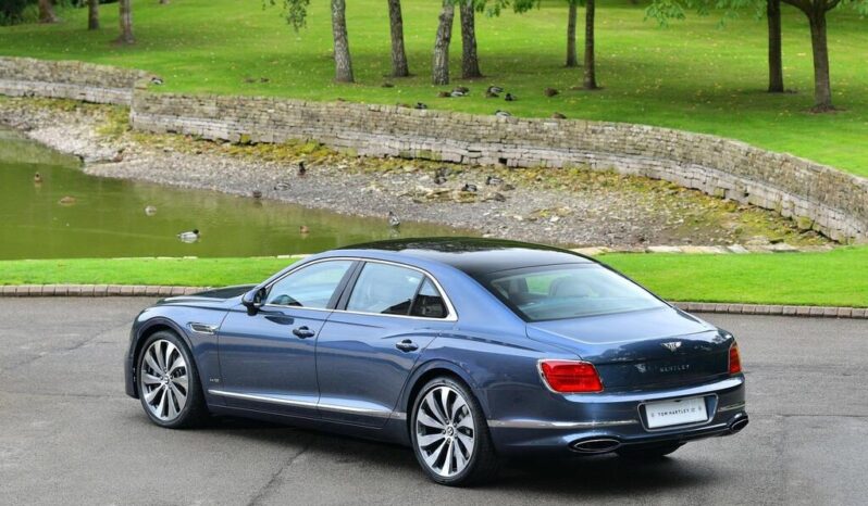 
Bentley Flying Spur 6.0 W12 Mulliner full									